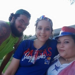 Meet your Posher, Lee